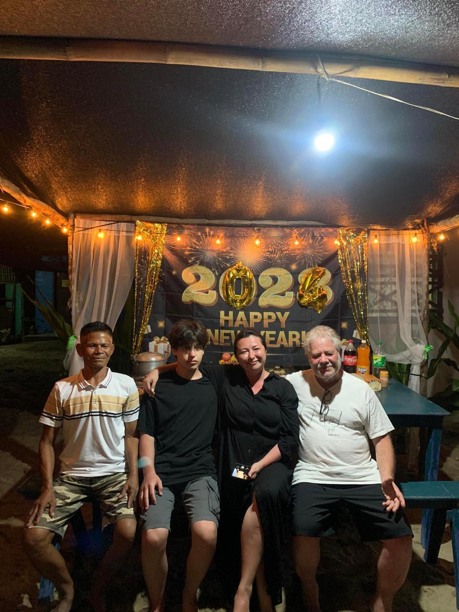 Shalom Camp Hotel El Nido Ngoại thất bức ảnh